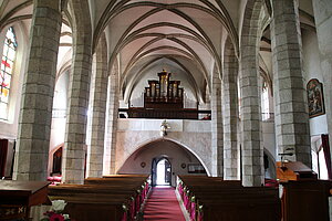 Litschau, Stadtpfarrkirche hl. Michael, Blick gegen Orgelempore